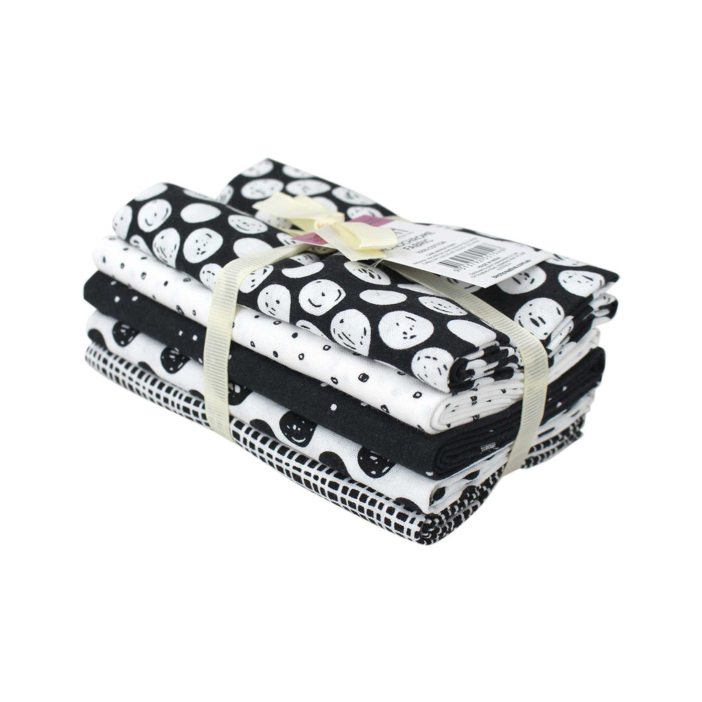 Cotton Fabric - Monochrome Fat Quarter